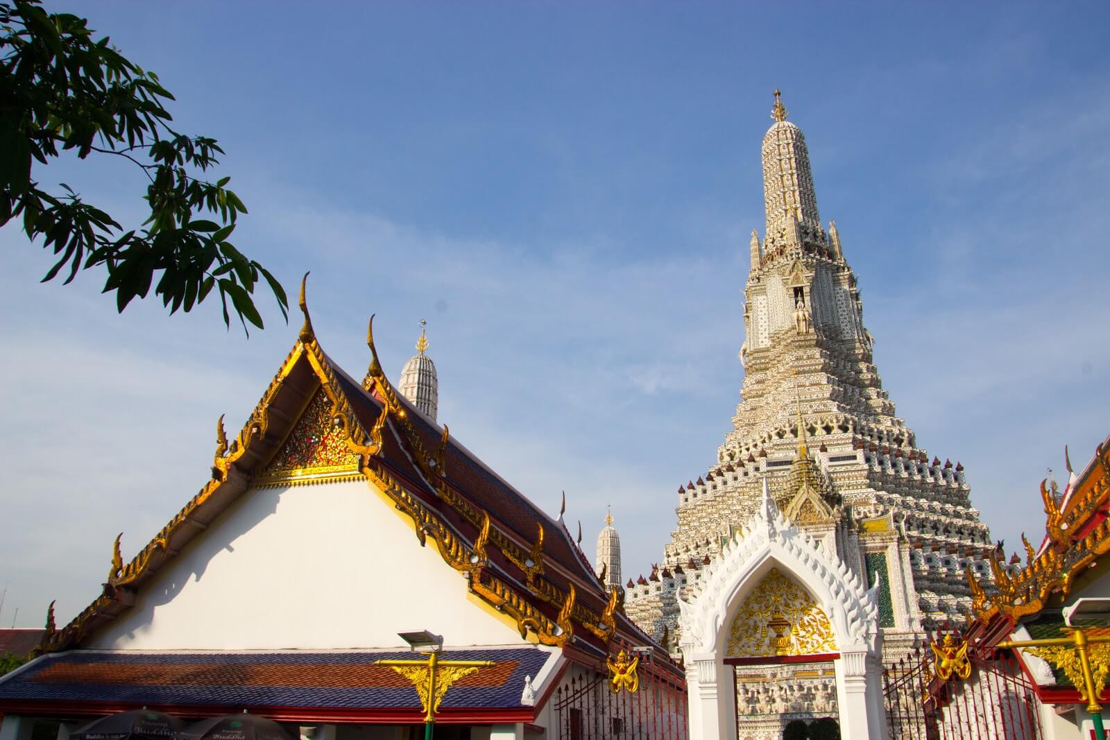 鄭王廟 Wat Arun Ratchawararam Ratchawaramahawihan