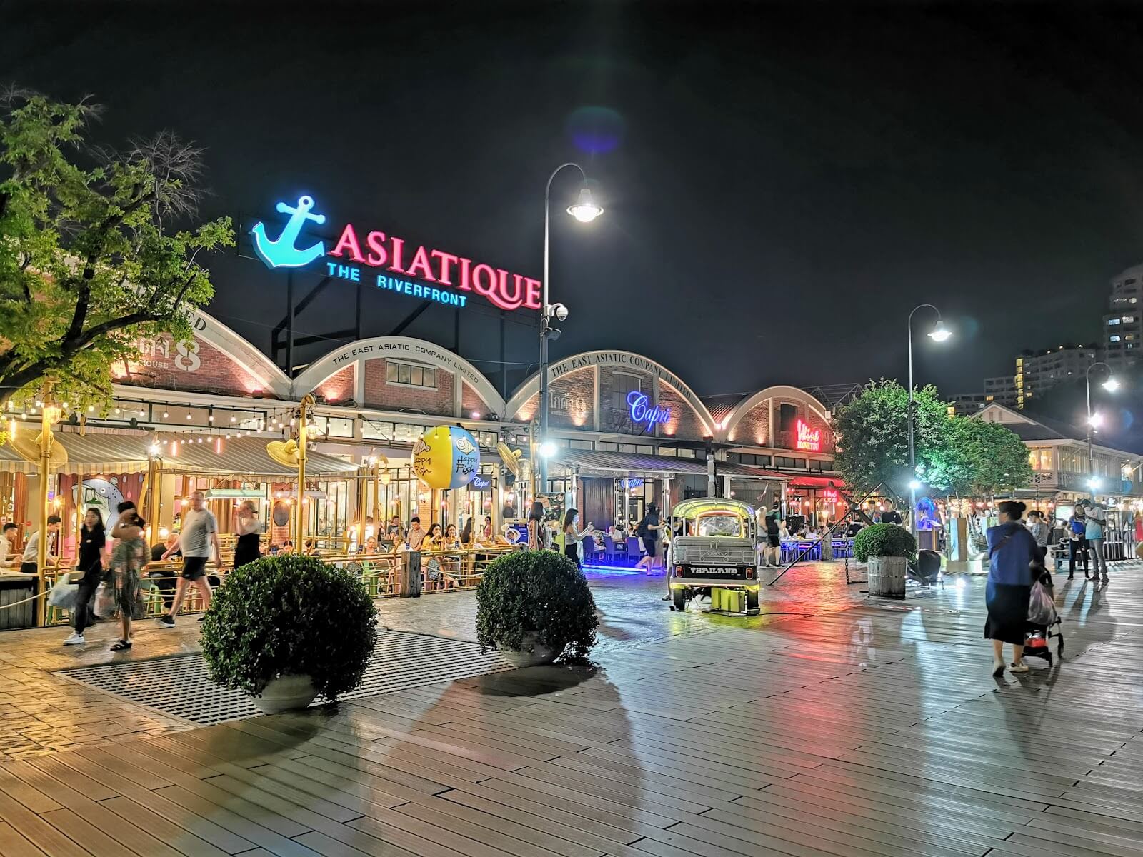 Asiatique 河濱夜市