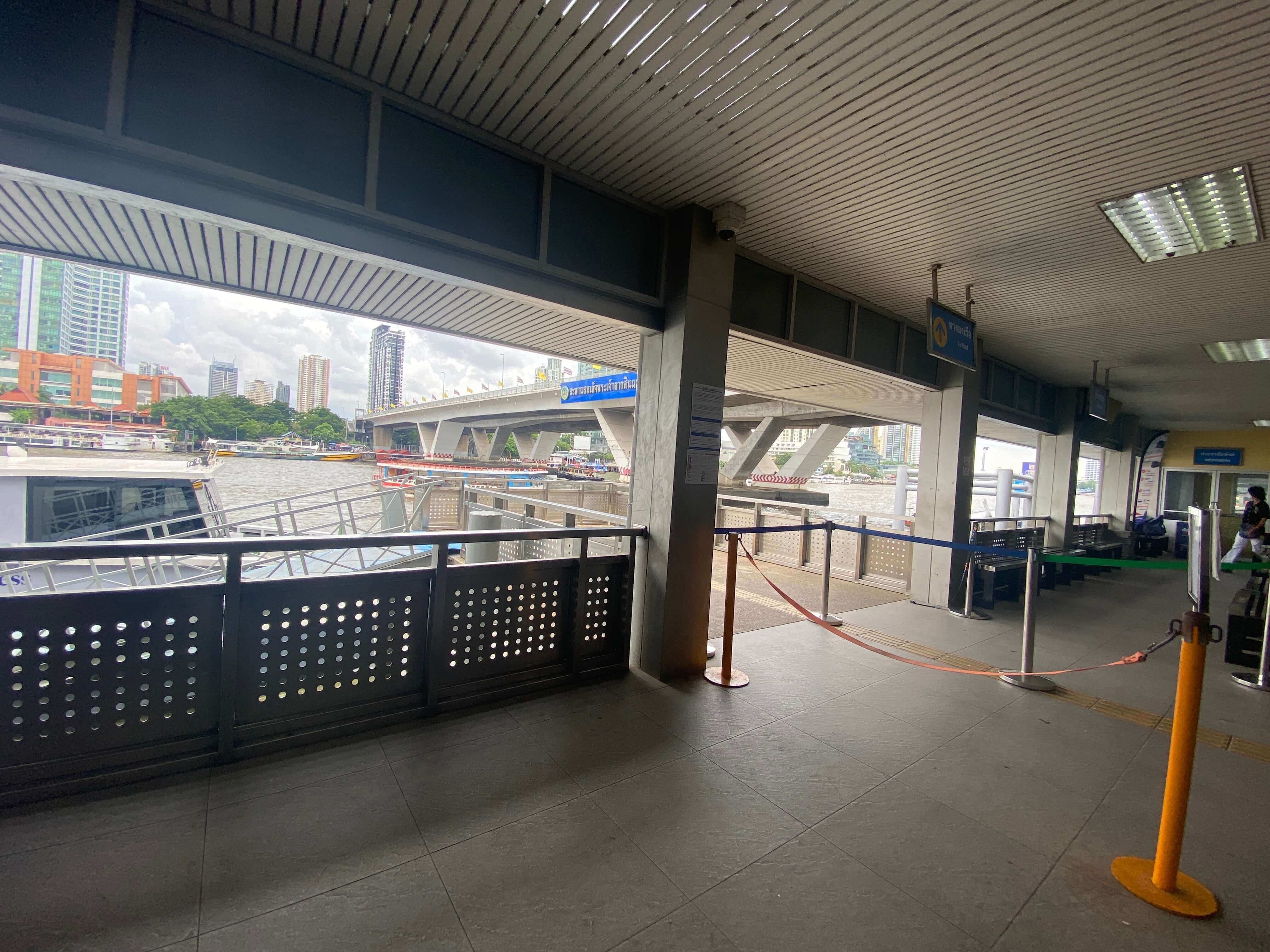 中央碼頭 Sathorn Pier (Central Pier)